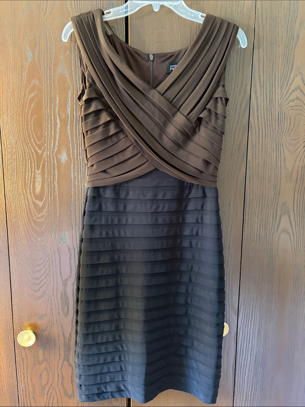 Adrianna Papell Brown and Black Layered Midi Sheath Dress. Size 6